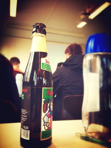 Minum bir dalam kelas Prof. J